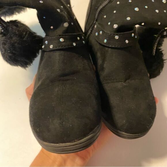 Piper black tall Rachelle Girls Wedge Boots faux suede fur  rhinestone pop pom 2 - Picture 4 of 9